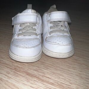 Nike Court Borough Low White AV3172-100 Size 3.5C